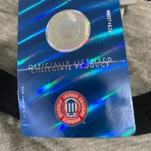 🏈 UT Austin Texas Longhorns T-shirt NWT - Picture 6 of 7